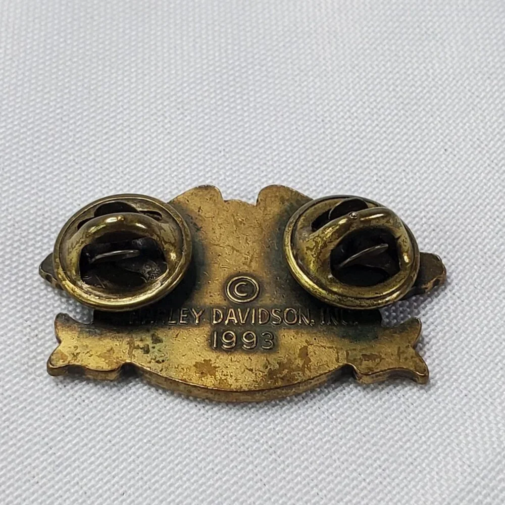 VTG Harley-Davidson H.O.G. 1993 Lapel Pin Brass Double Clutch Back Eagle Logo